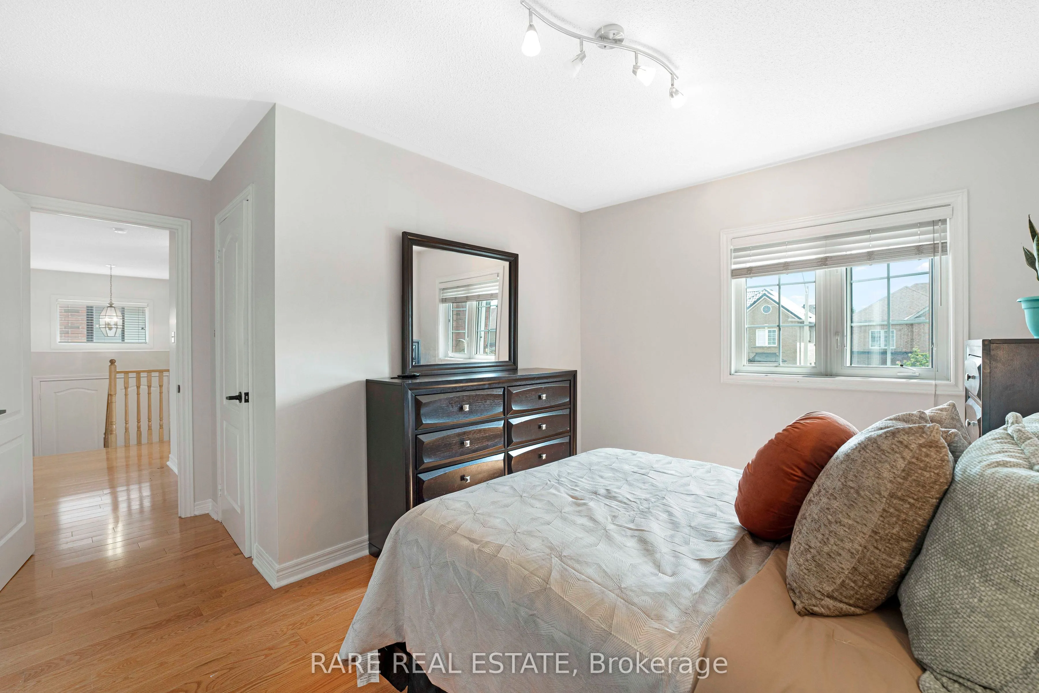 51 Wild Indigo Crescent