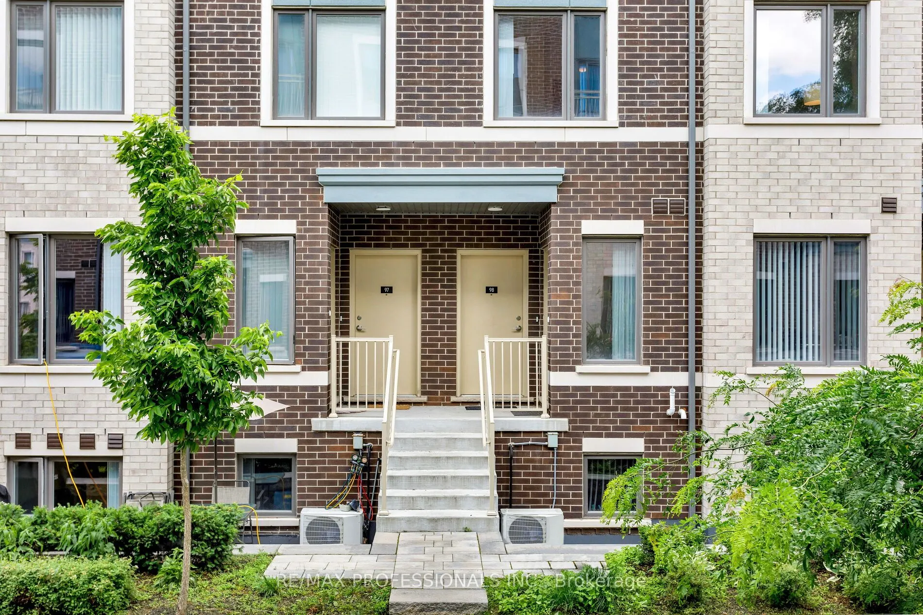20 William Jackson Way, #98