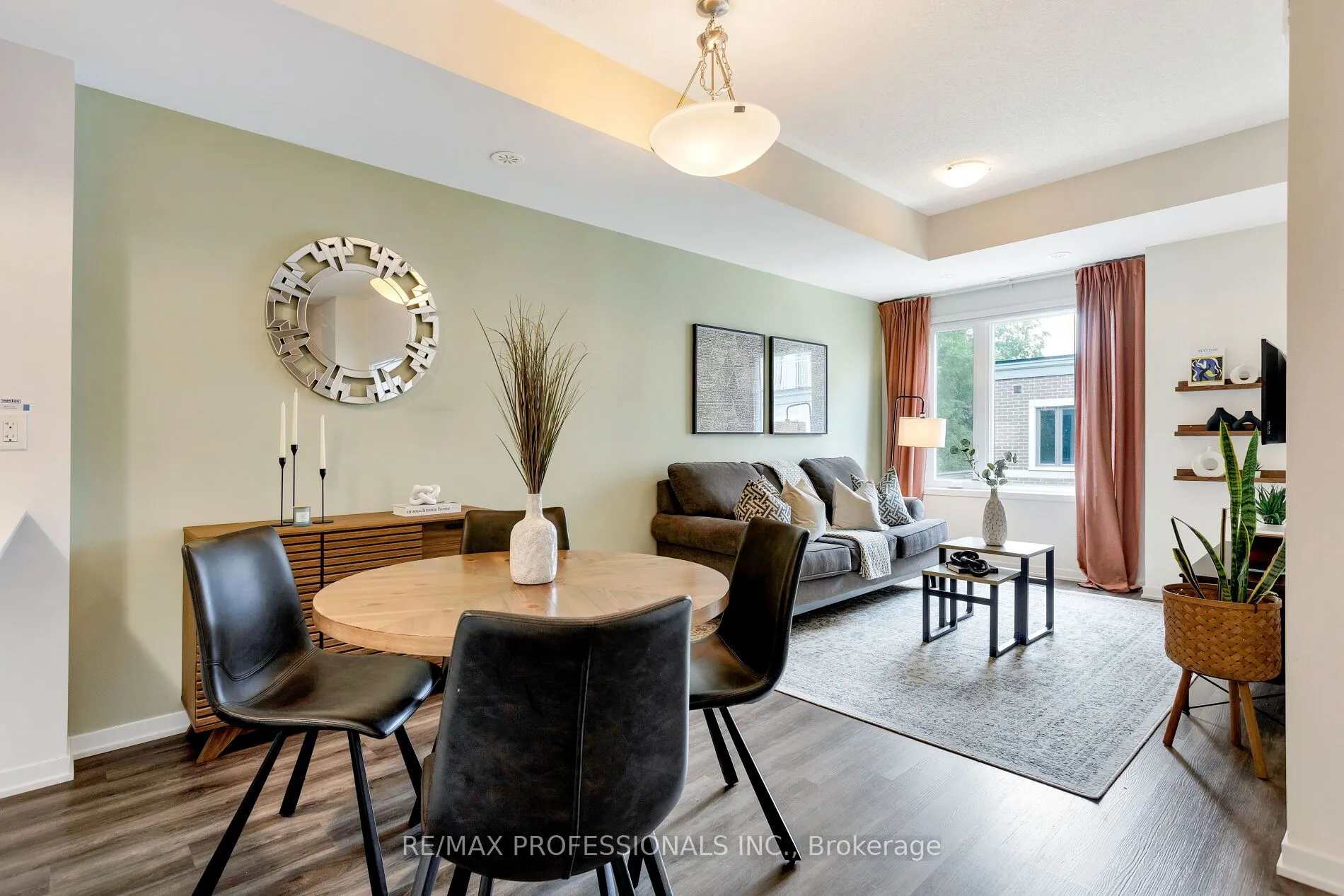 20 William Jackson Way, #98