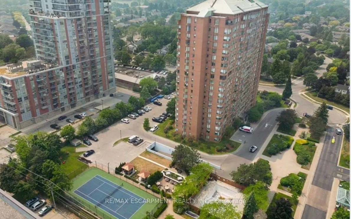 1270 Maple Crossing Boulevard, #306