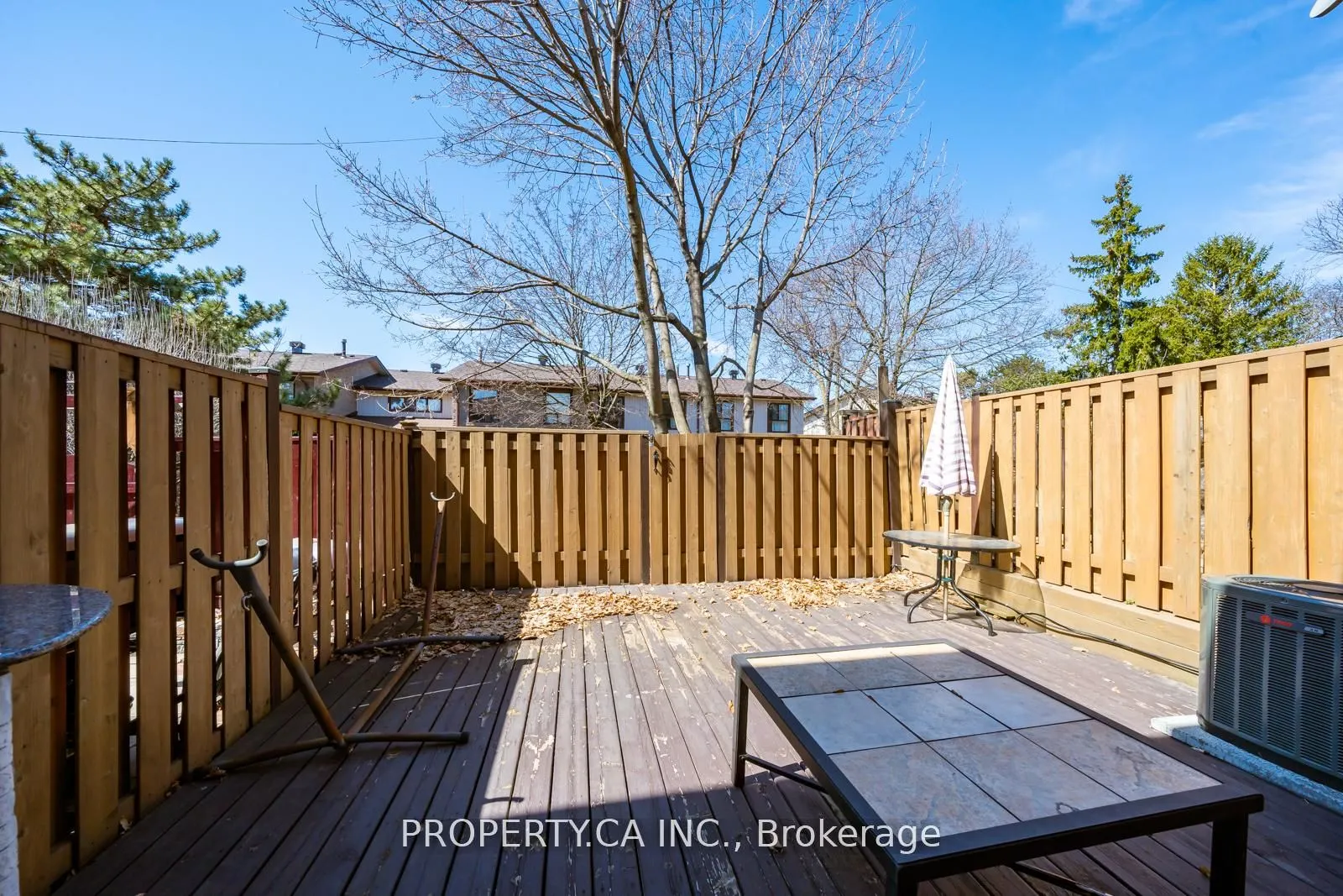64 Dawson Crescent, #64