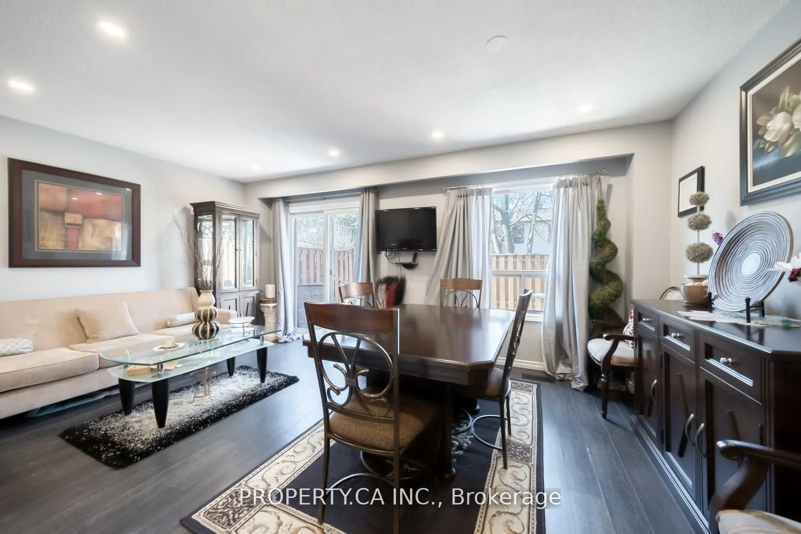 64 Dawson Crescent, #64
