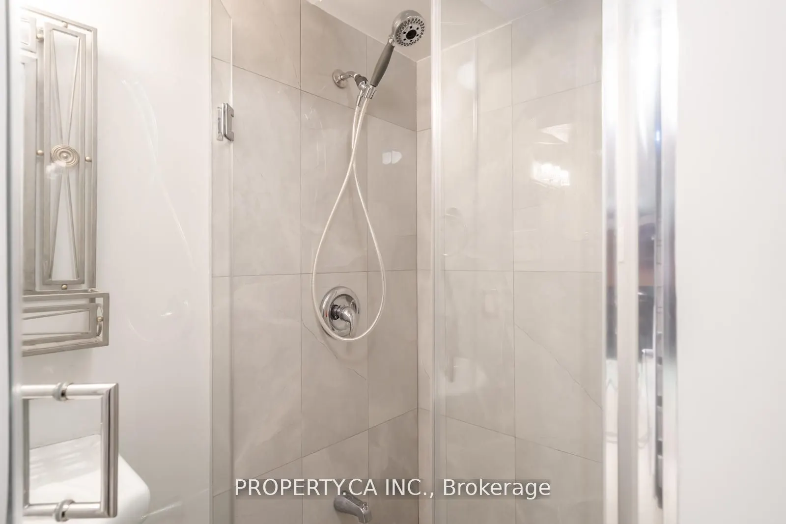 64 Dawson Crescent, #64
