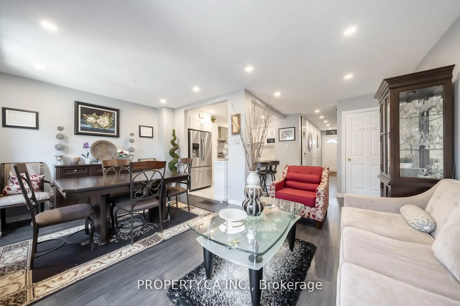 64 Dawson Crescent, #64