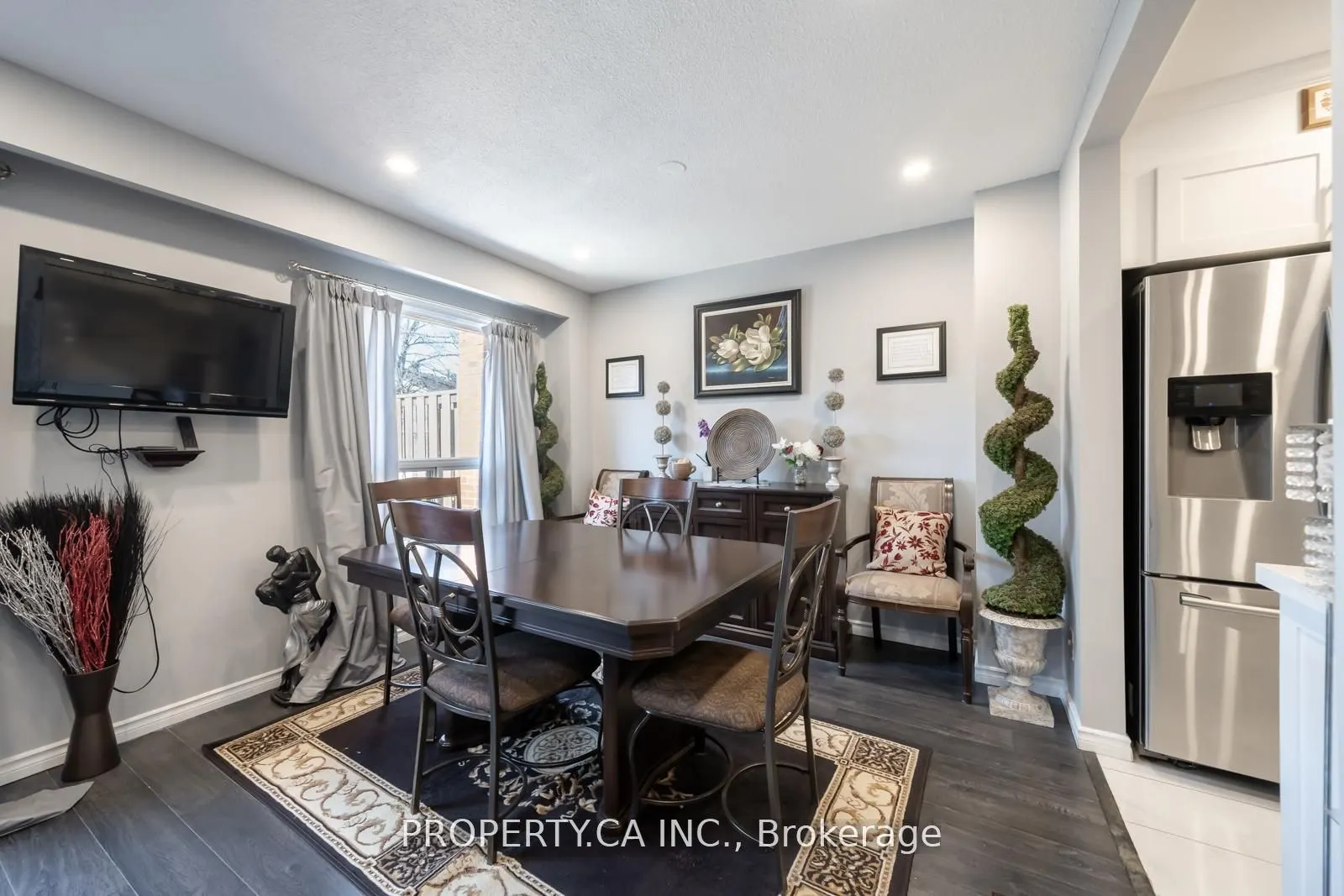 64 Dawson Crescent, #64