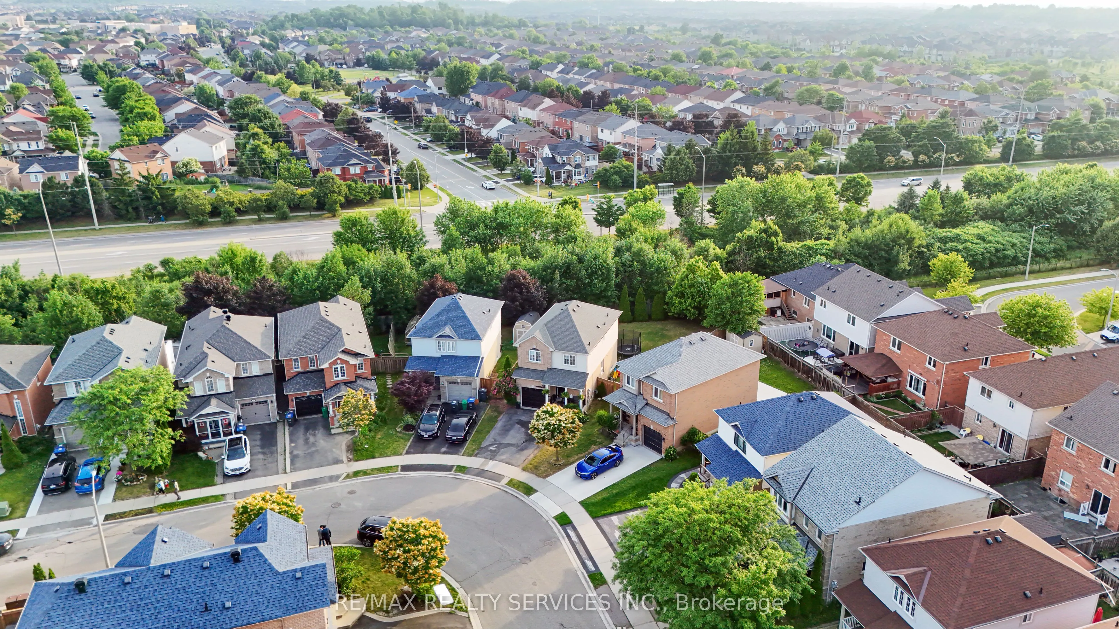 46 Oakmeadow Drive