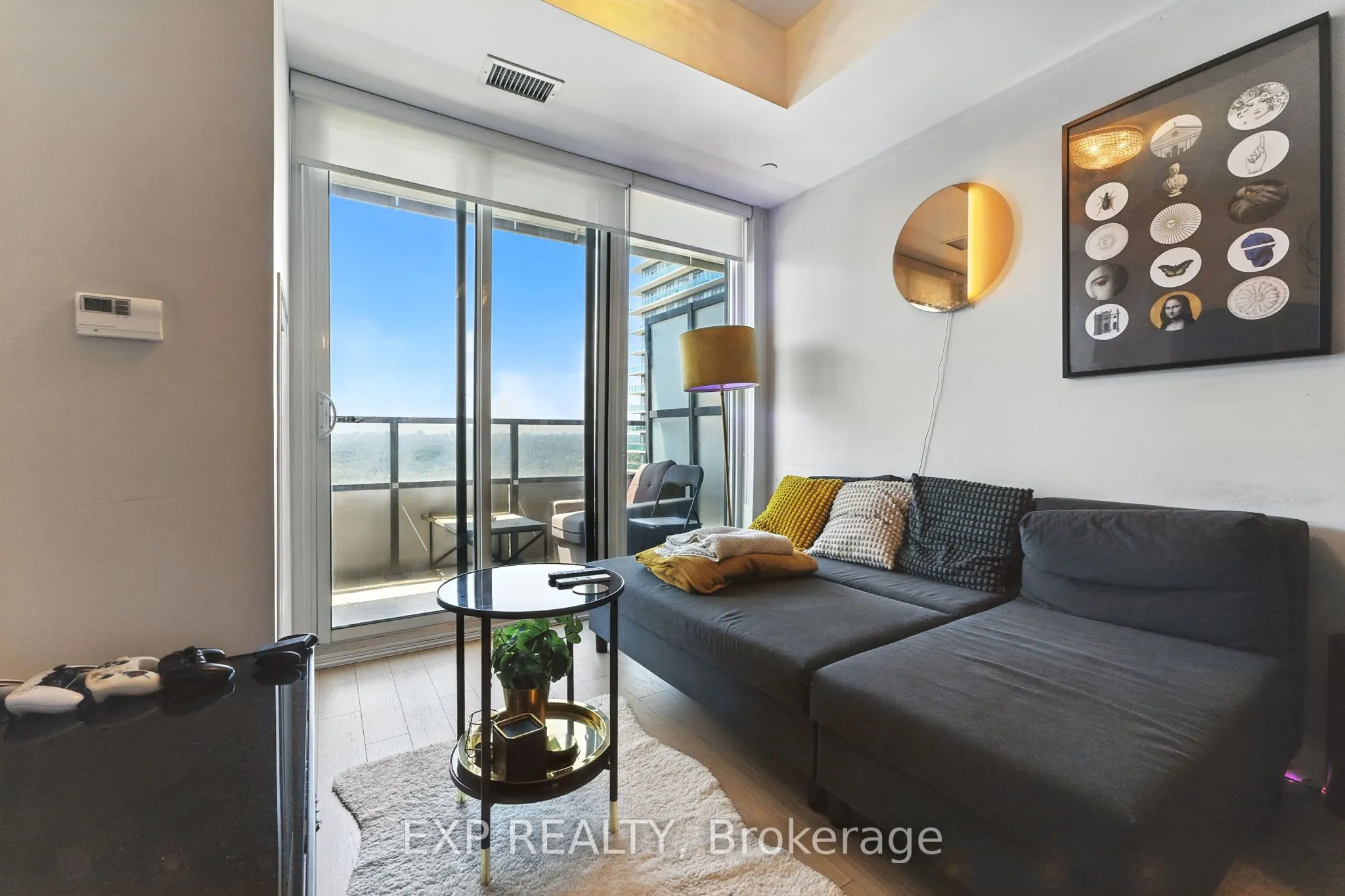20 Shore Breeze Drive, #3003