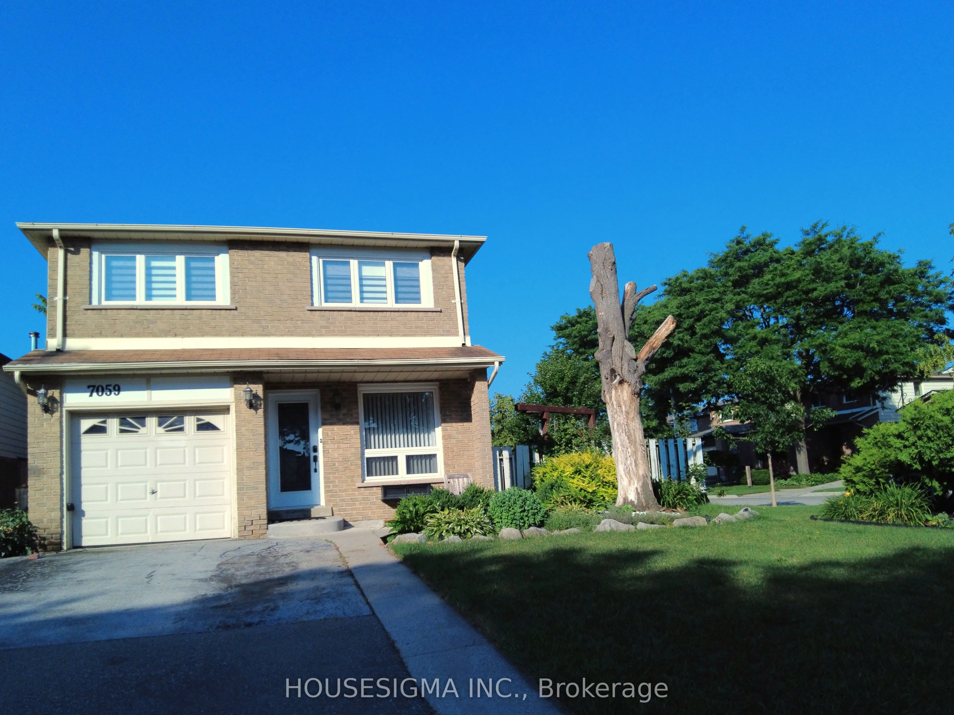 7059 Cordingley Crescent