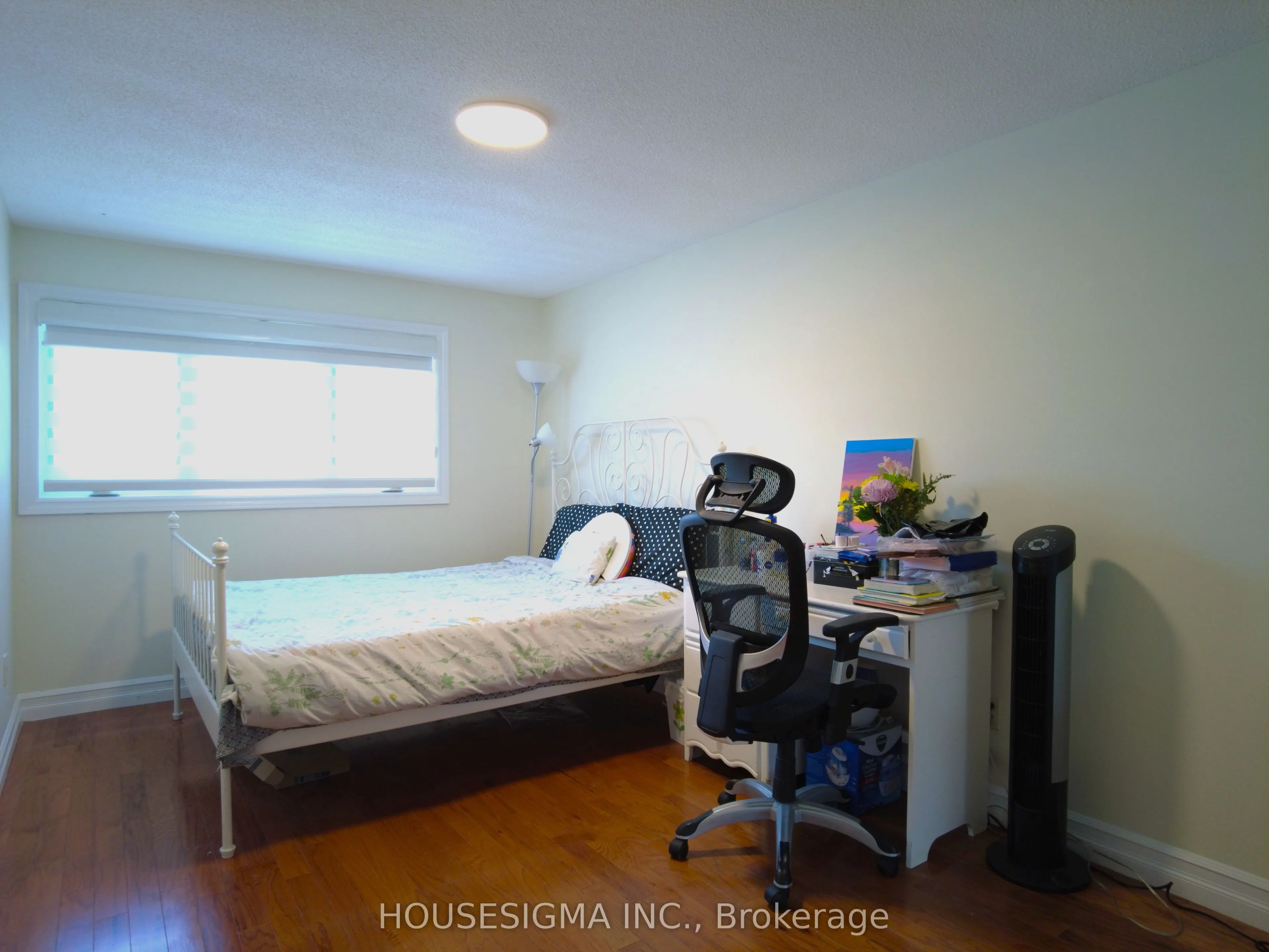 7059 Cordingley Crescent