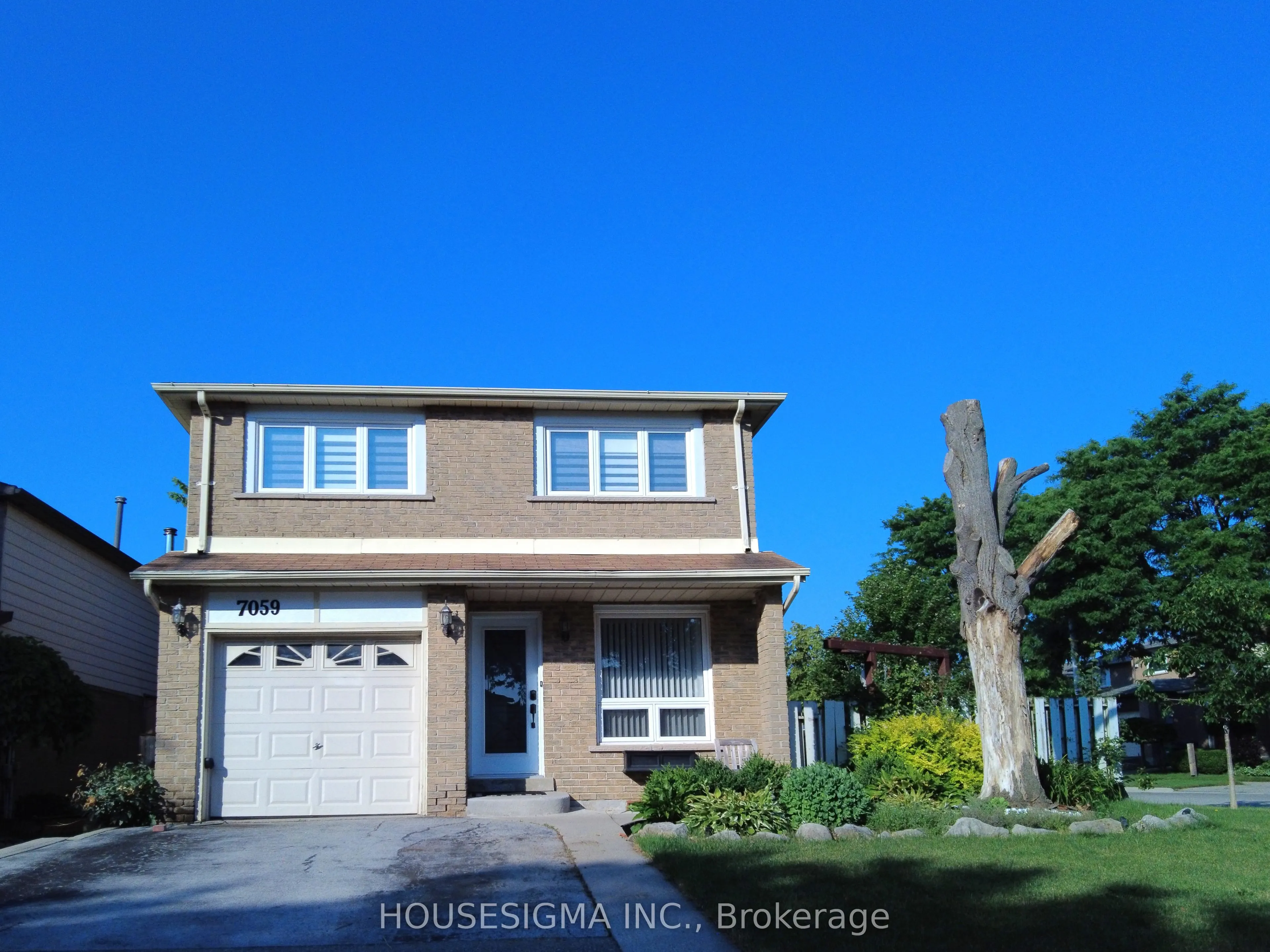 7059 Cordingley Crescent