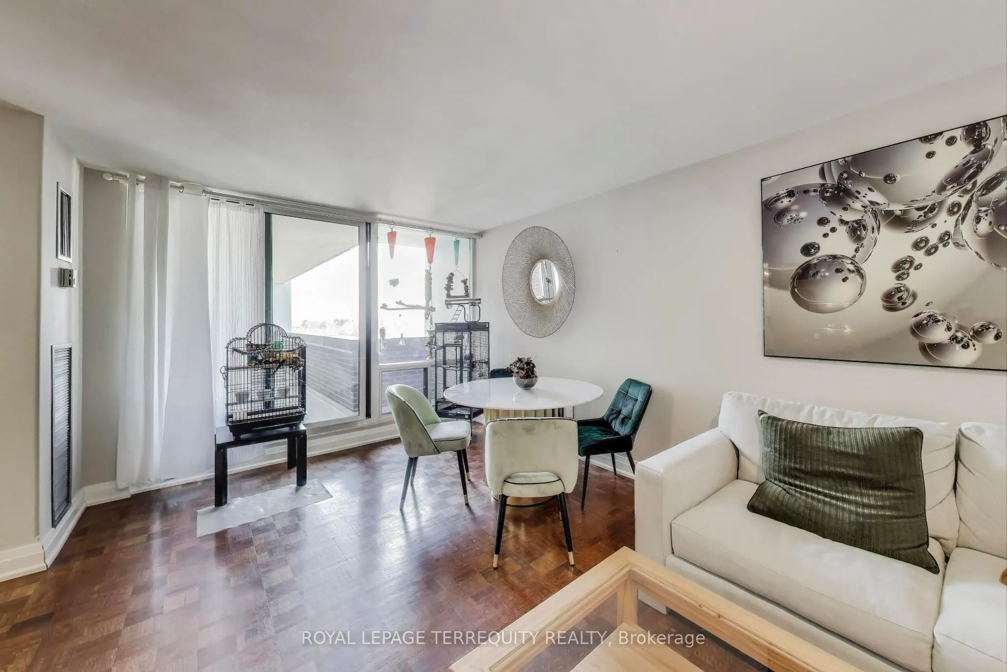 1515 Lakeshore Road E, #1510