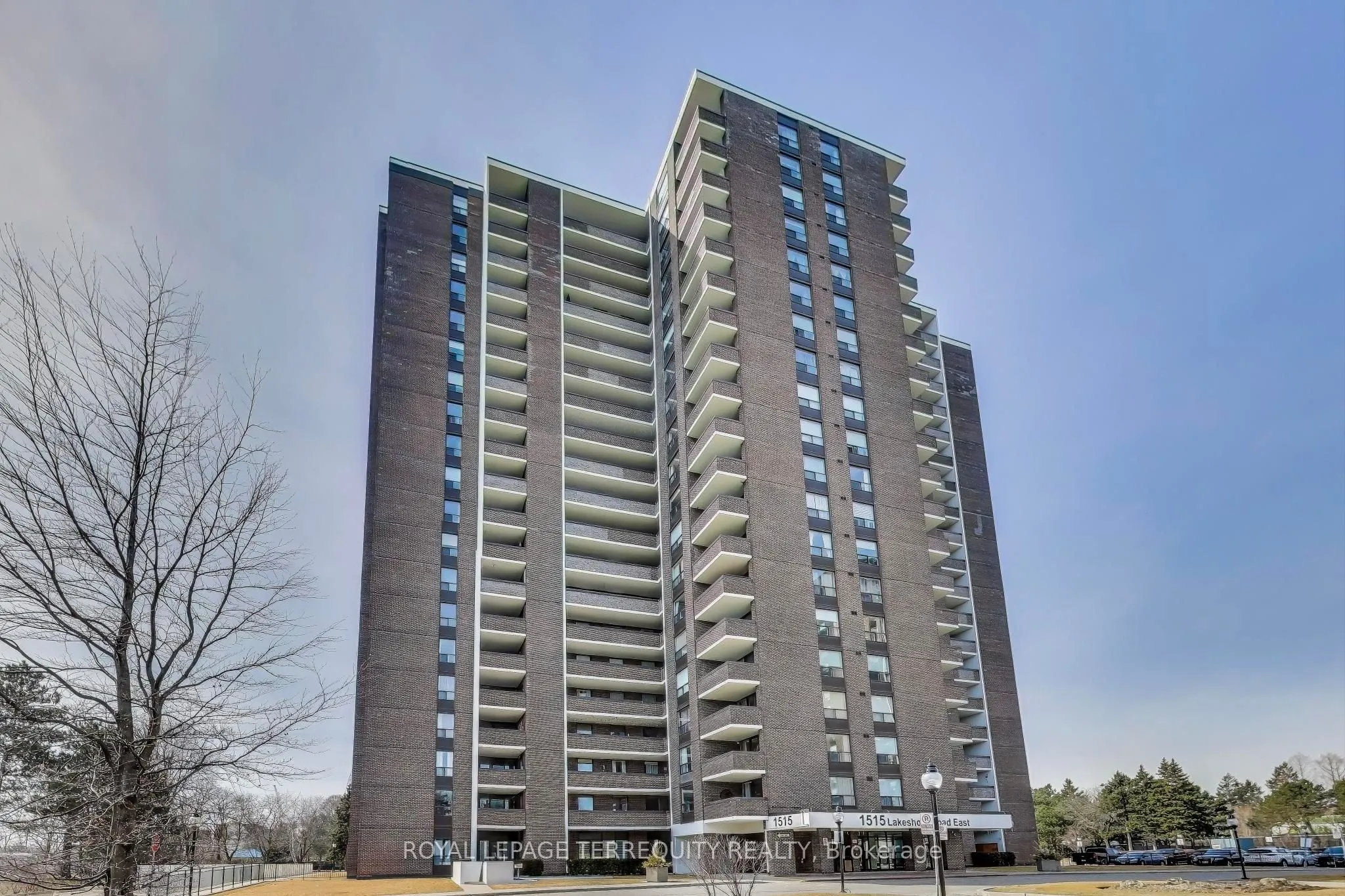 1515 Lakeshore Road E, #1510