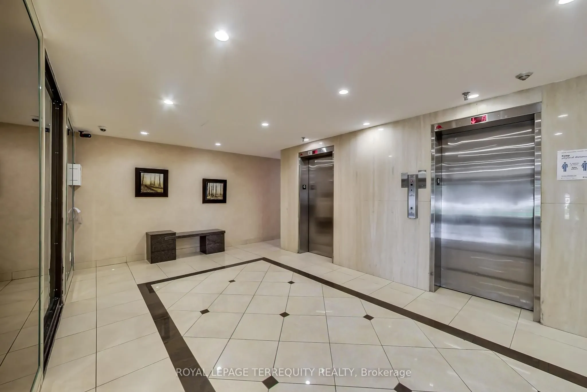 1515 Lakeshore Road E, #1510