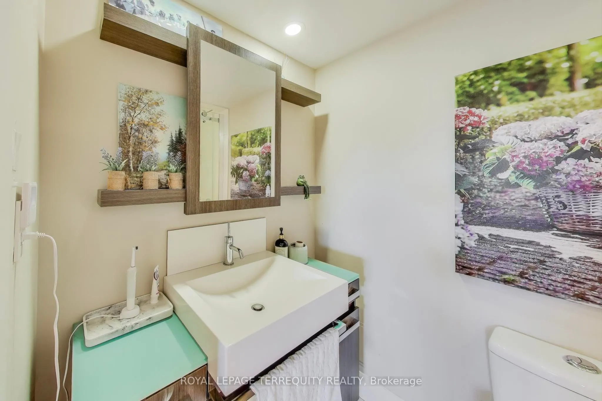1515 Lakeshore Road E, #1510
