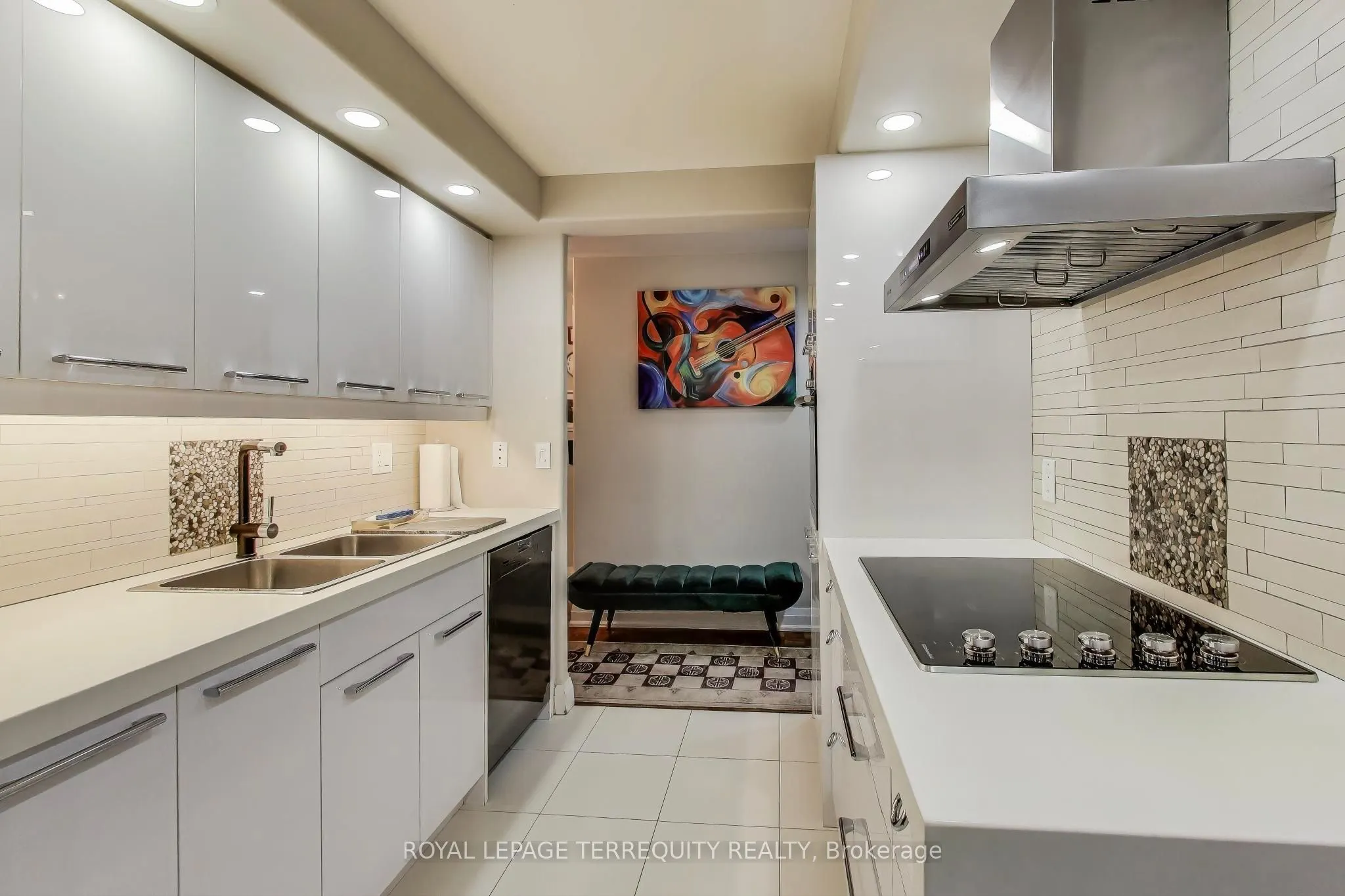 1515 Lakeshore Road E, #1510