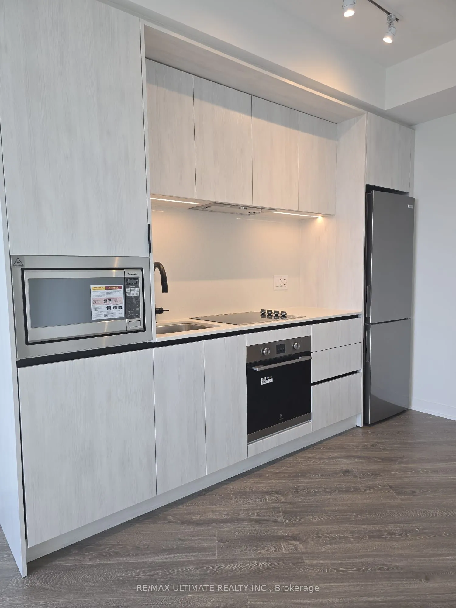 2495 Eglinton Avenue W, #1301