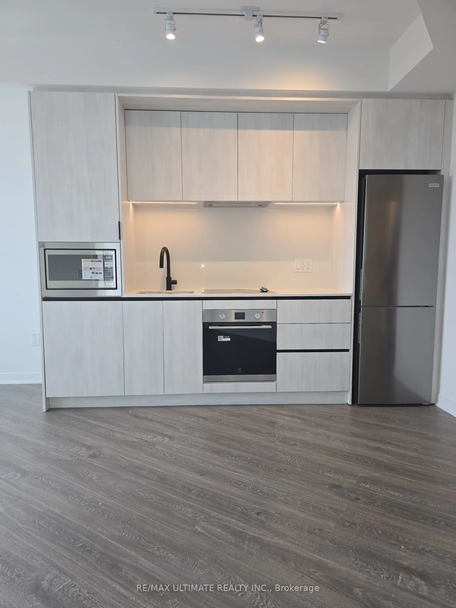 2495 Eglinton Avenue W, #1301