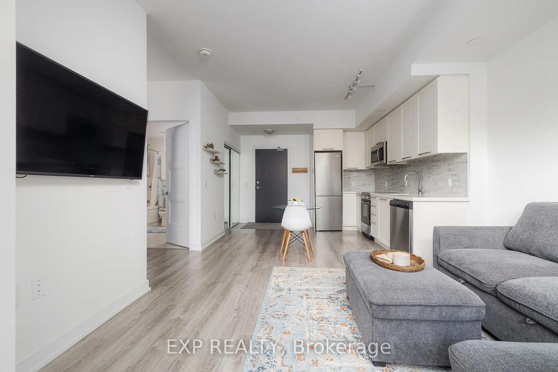 25 Neighbourhood Lane, #310