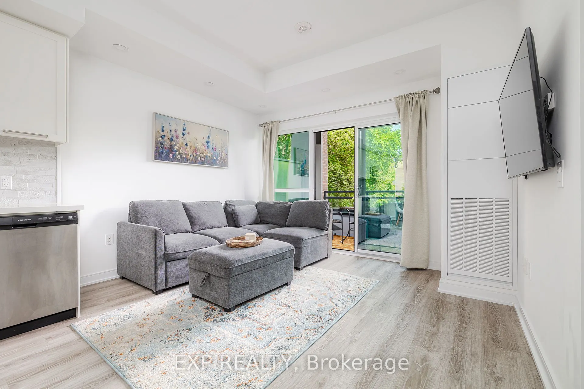 25 Neighbourhood Lane, #310