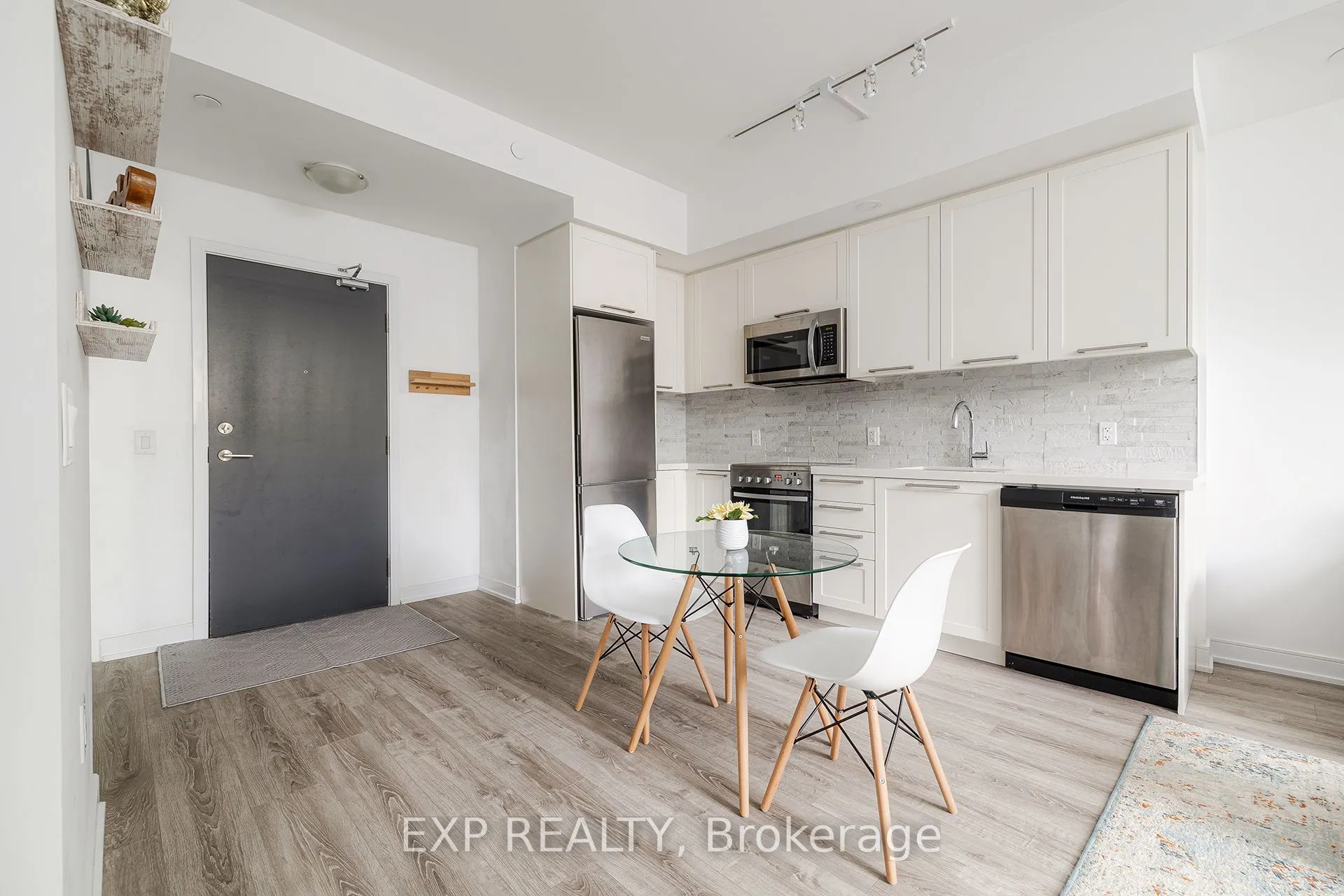 25 Neighbourhood Lane, #310