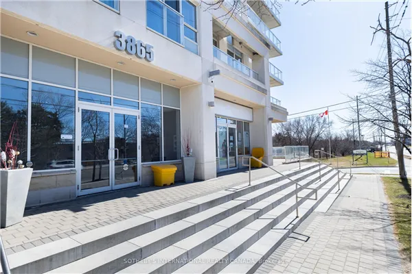 3865 Lake Shore Boulevard W