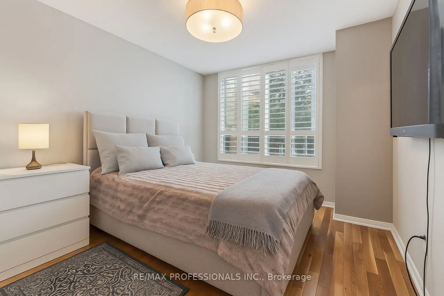 1140 Parkwest Place W, #103