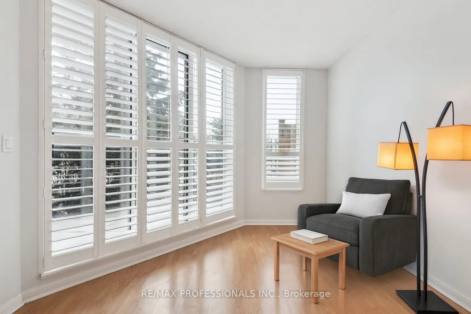 1140 Parkwest Place W, #103