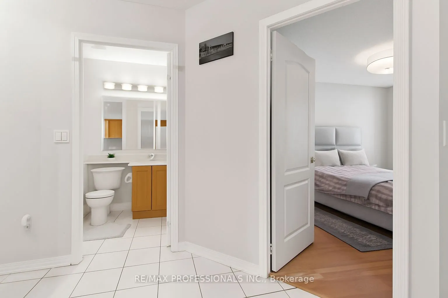 1140 Parkwest Place W, #103