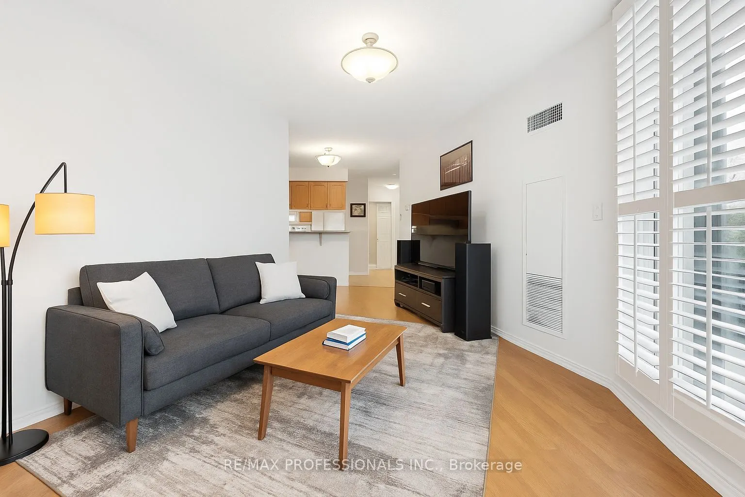 1140 Parkwest Place W, #103