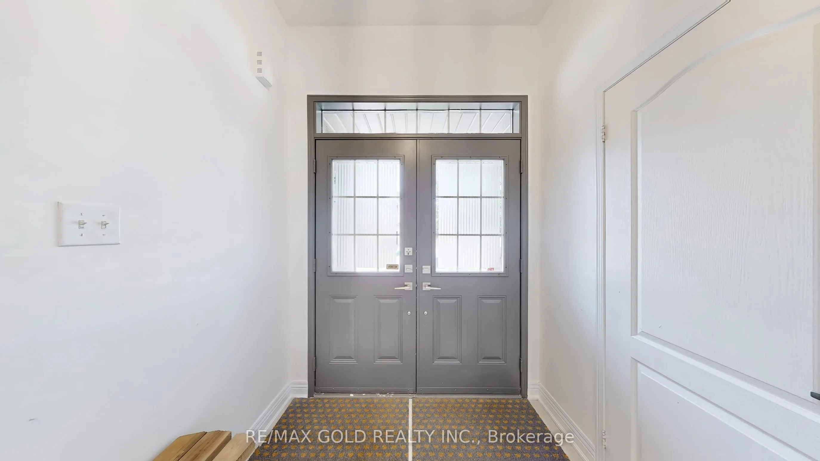 2268 Stone Glen Crescent