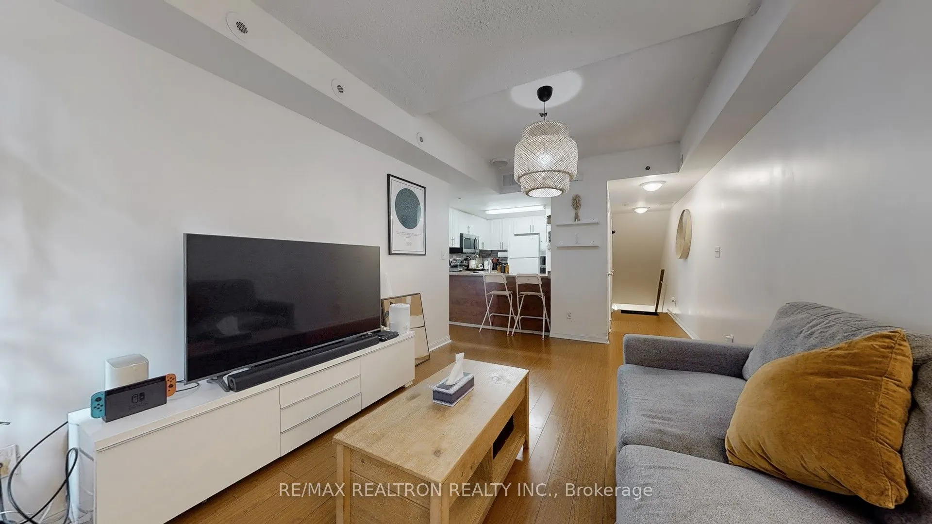 3041 Finch Avenue W, #2052