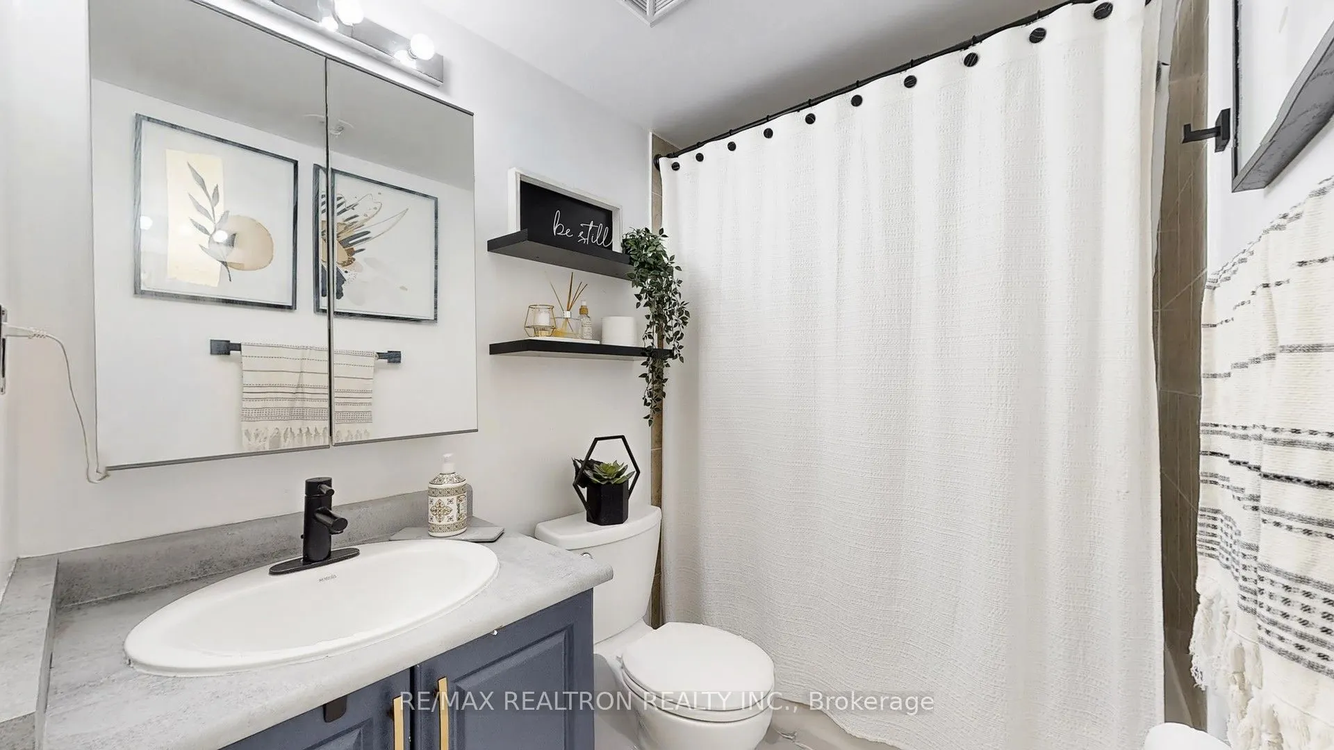 3041 Finch Avenue W, #2052