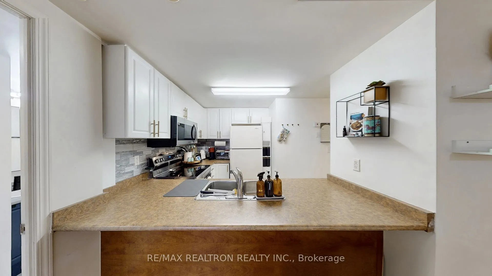3041 Finch Avenue W, #2052