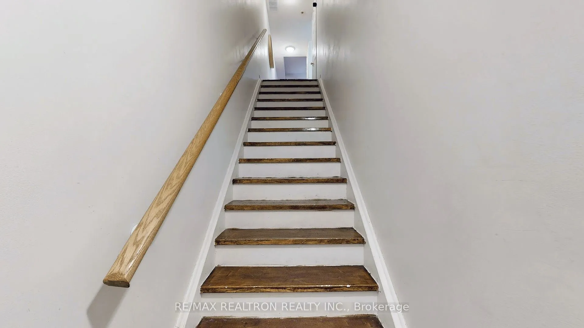 3041 Finch Avenue W, #2052