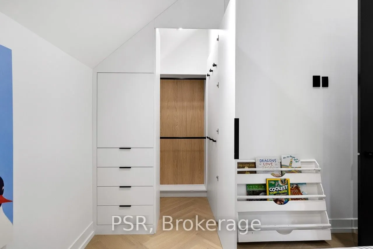 22A Broadview Avenue