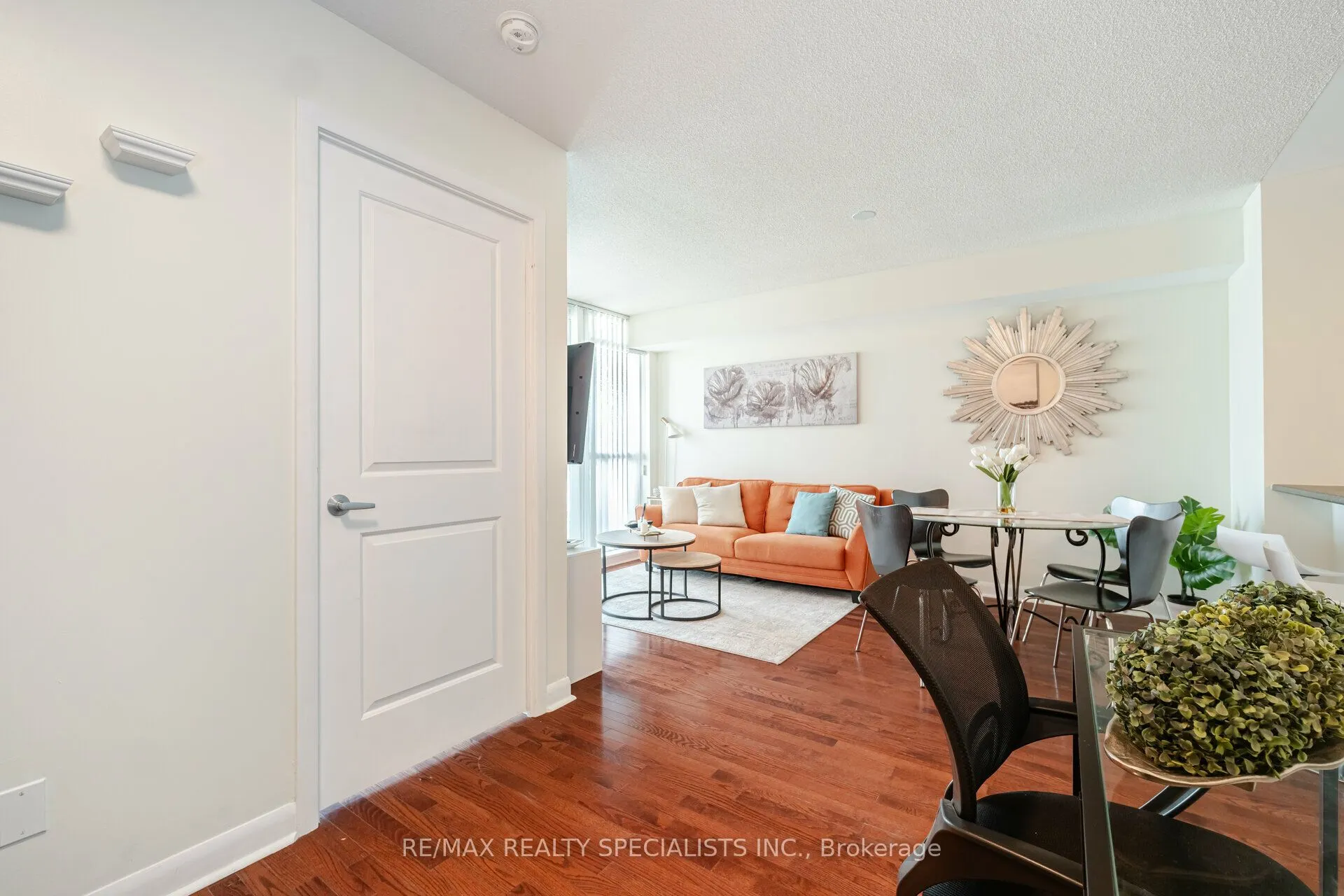 235 Sherway Gardens Road, #1609