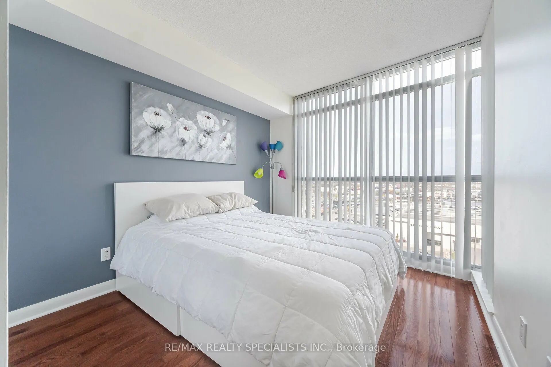 235 Sherway Gardens Road, #1609