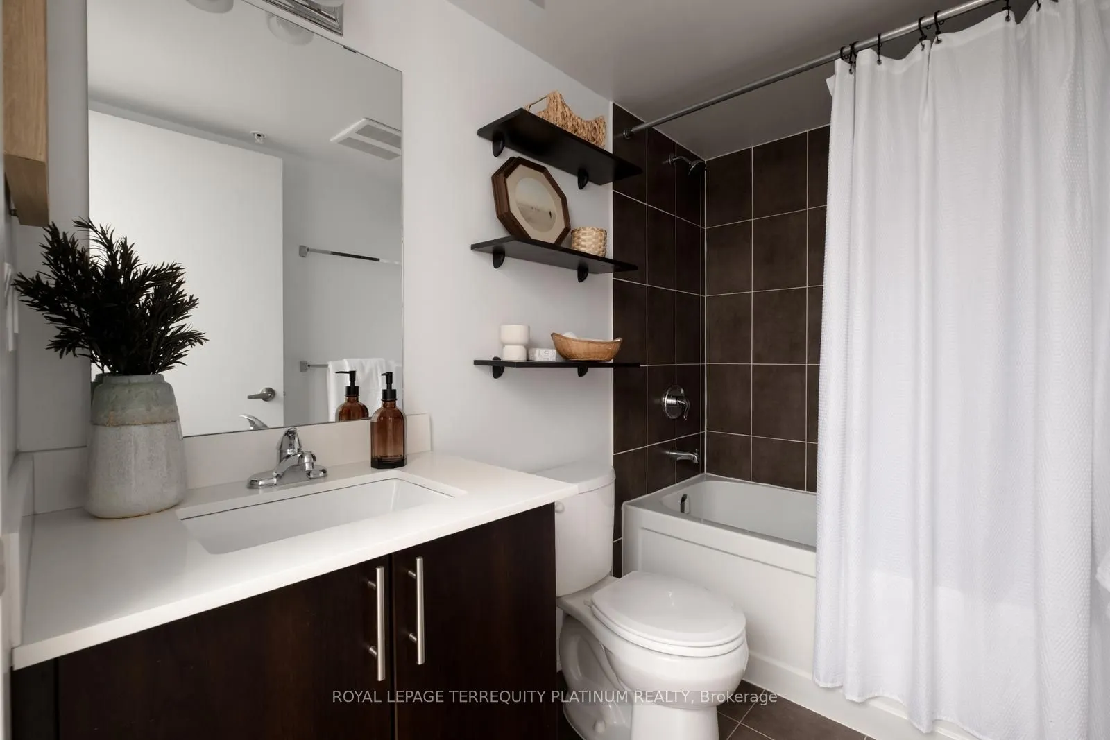 1420 Dupont Street, #1407