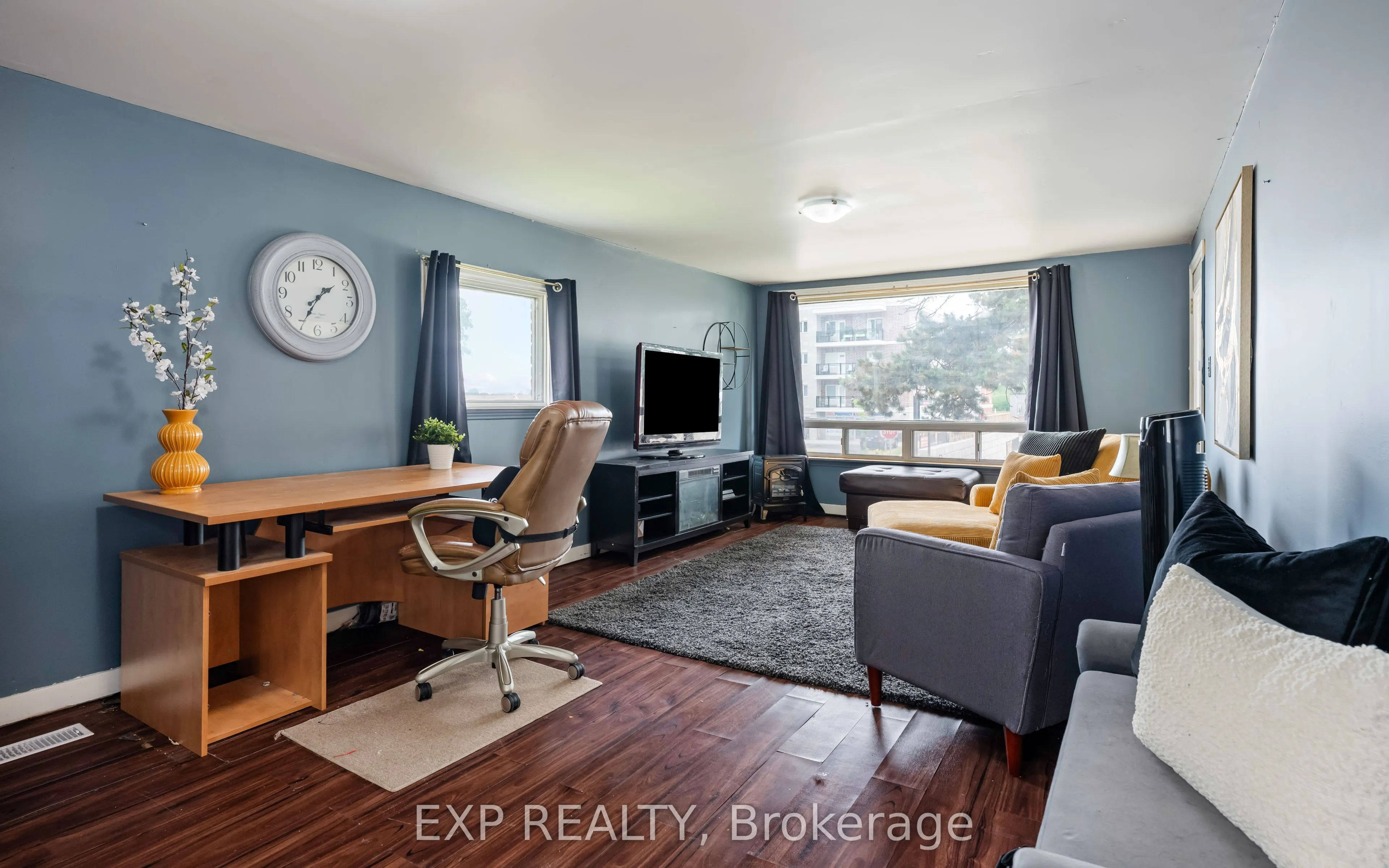 1 Banting Drive
