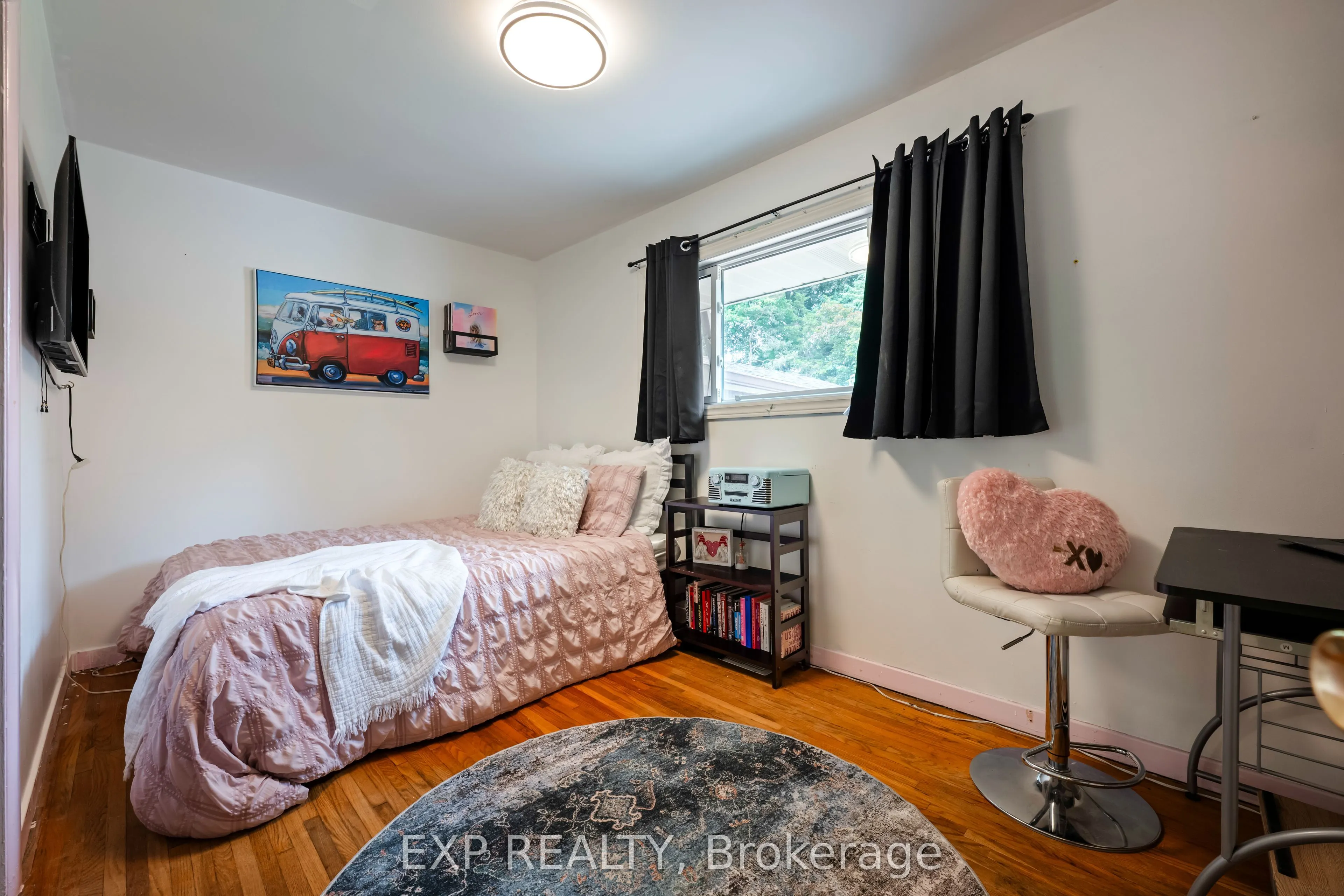 1 Banting Drive