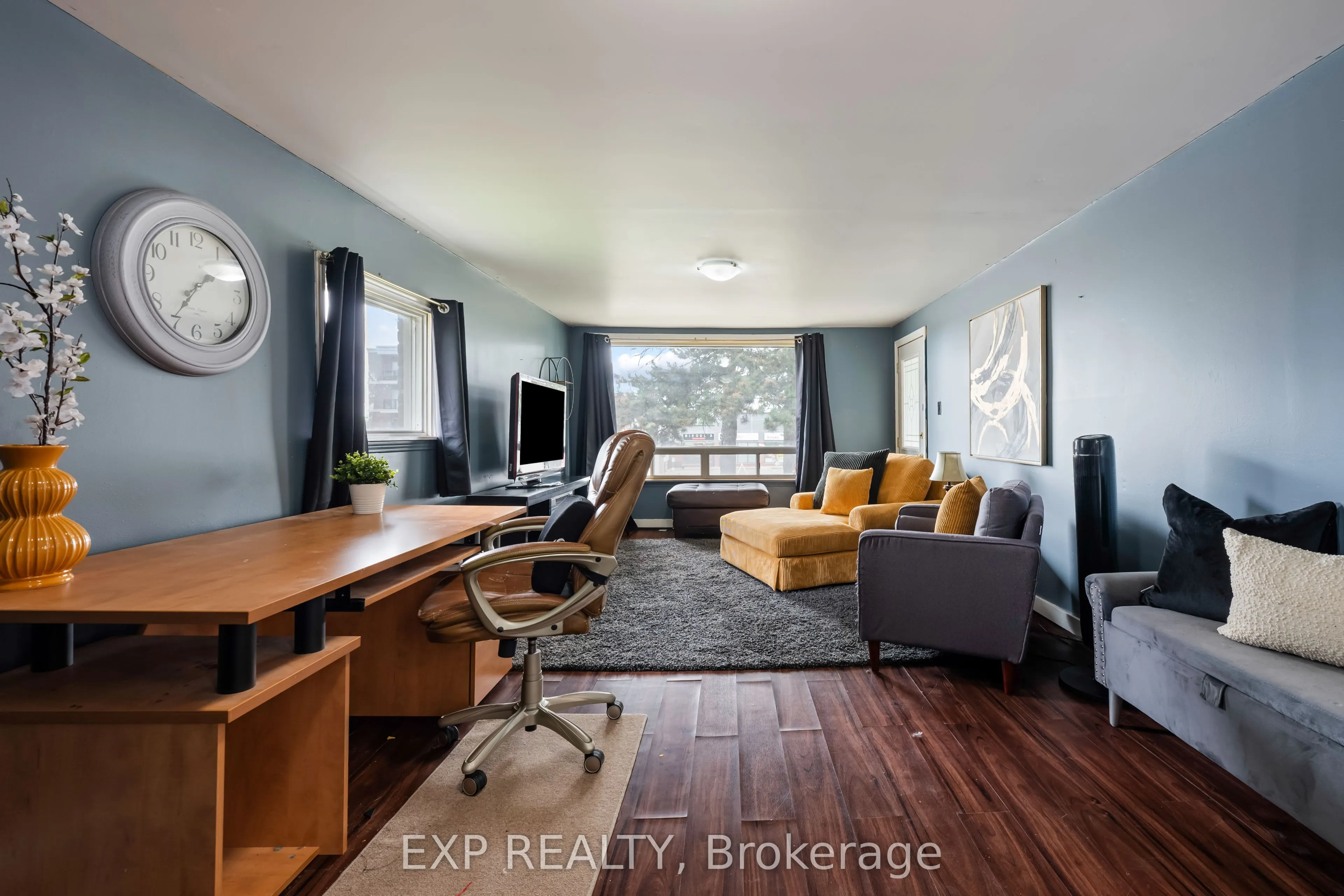 1 Banting Drive