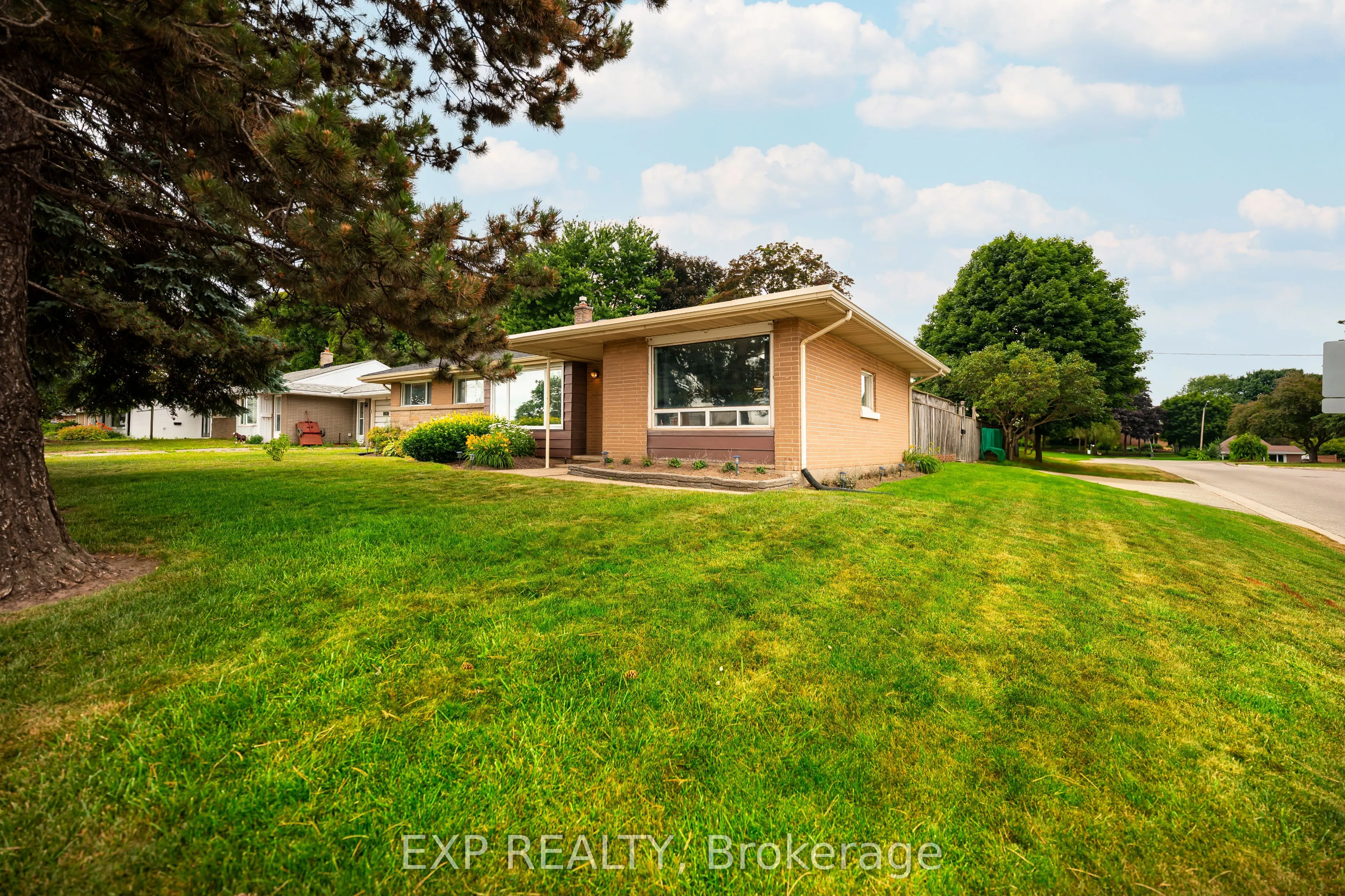 1 Banting Drive
