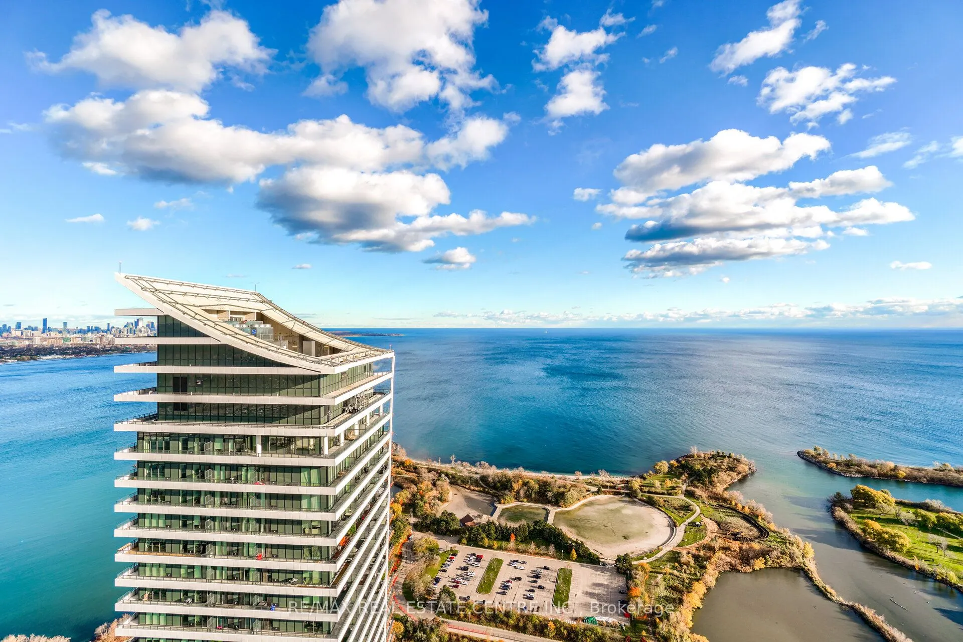 30 Shore Breeze Drive, #2622