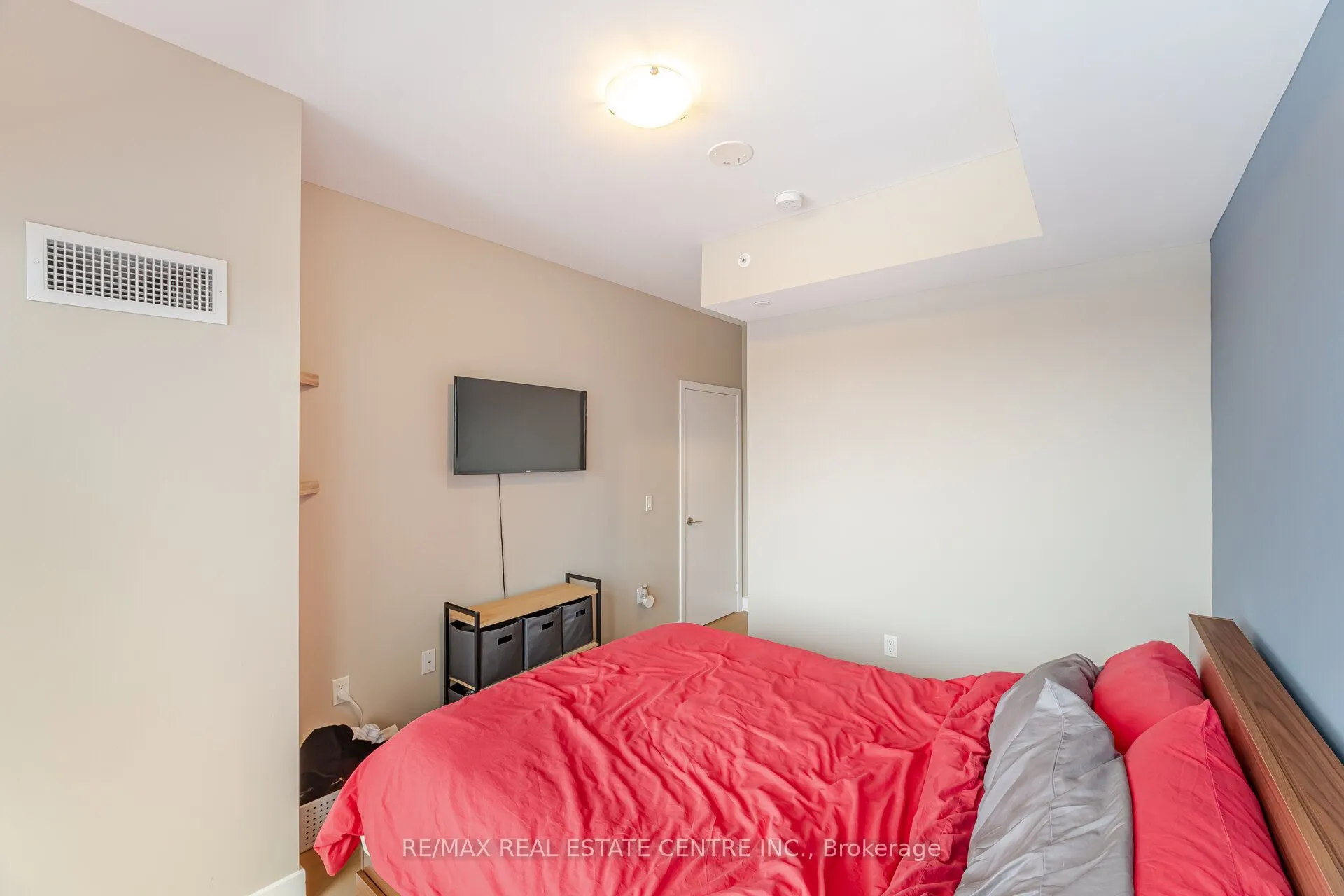 30 Shore Breeze Drive, #2622