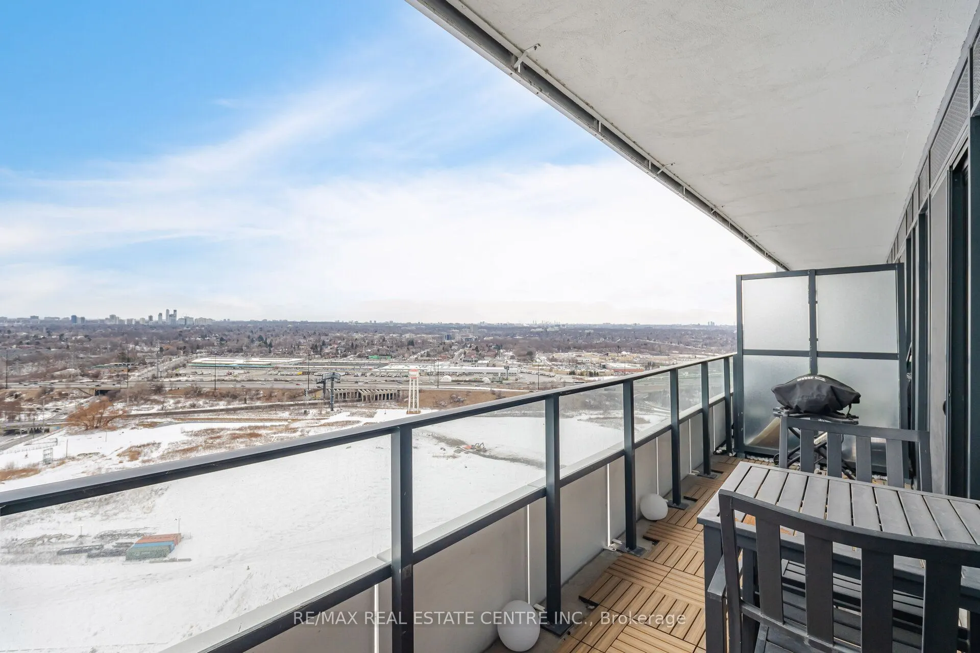 30 Shore Breeze Drive, #2622