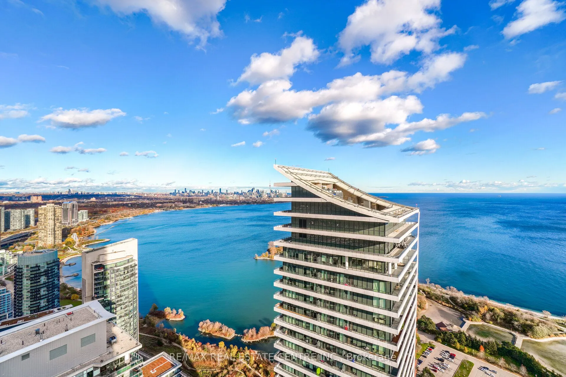30 Shore Breeze Drive, #2622