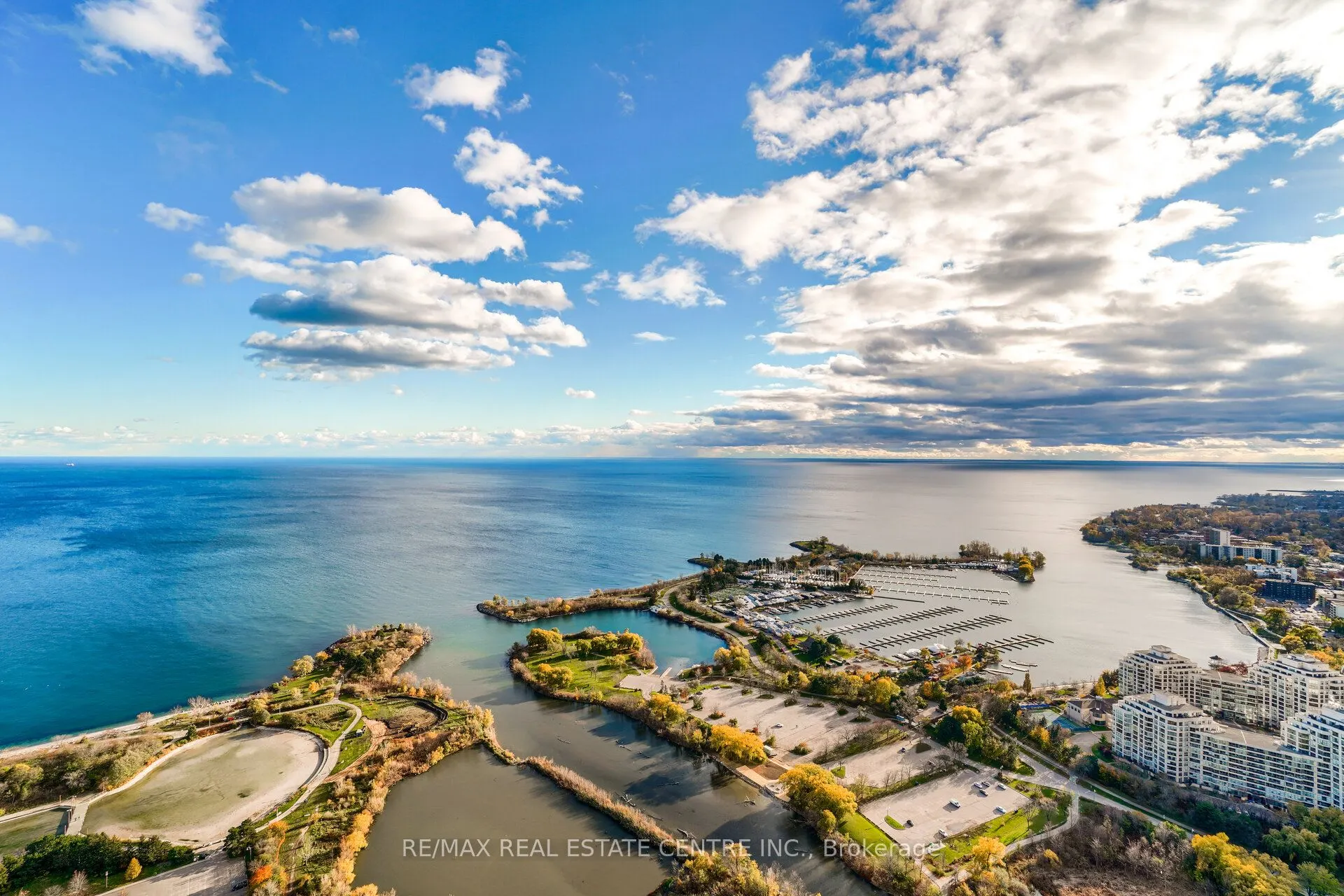 30 Shore Breeze Drive, #2622