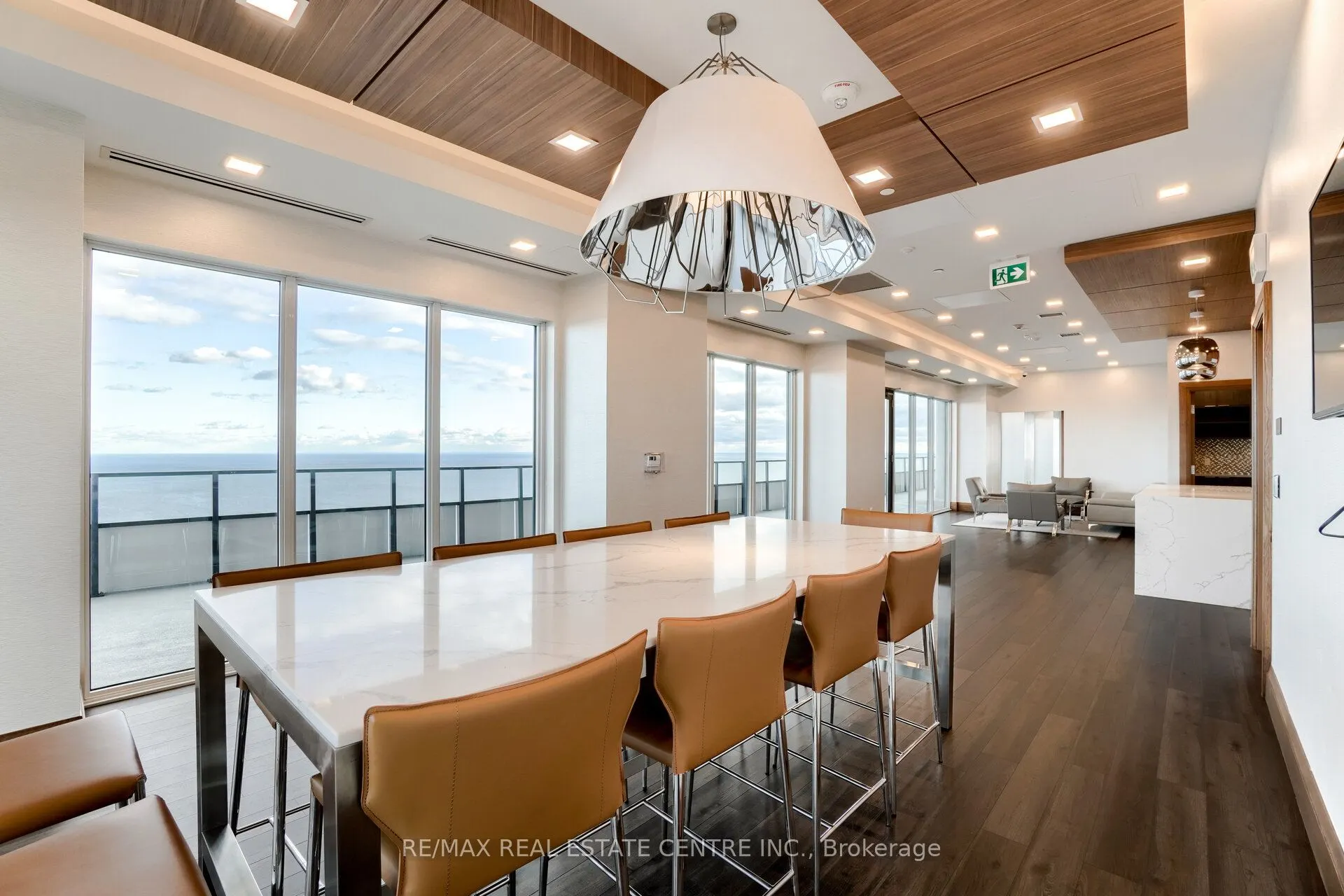 30 Shore Breeze Drive, #2622