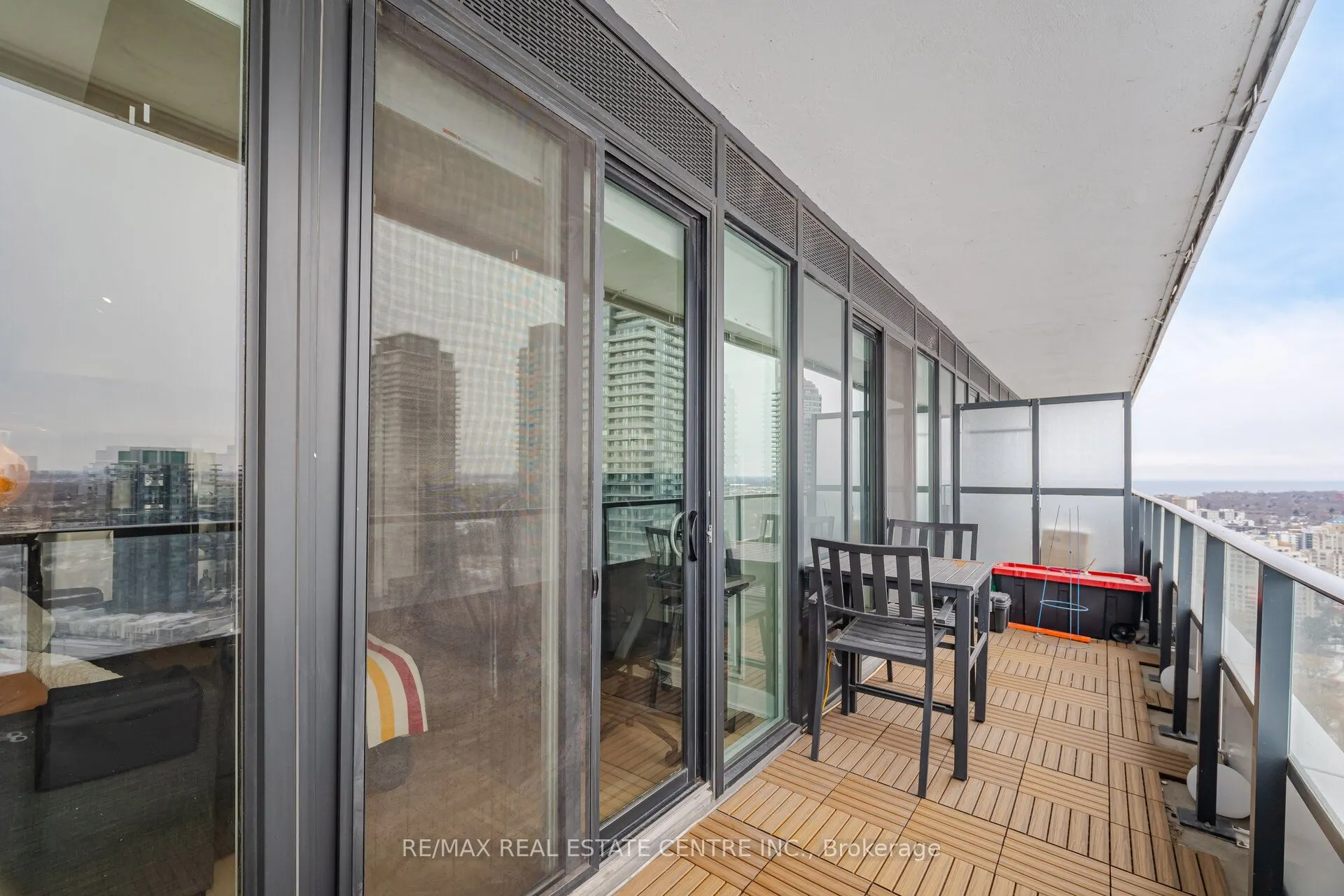 30 Shore Breeze Drive, #2622