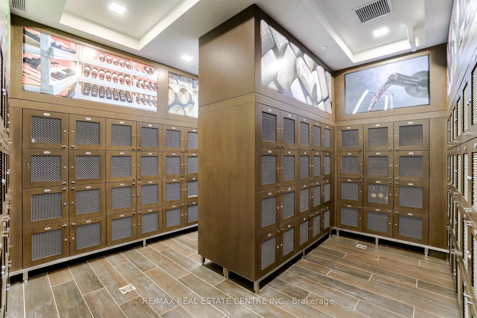 30 Shore Breeze Drive, #2622